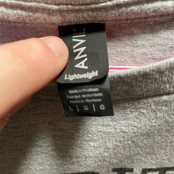 One bite tee - Picture 2 of 2